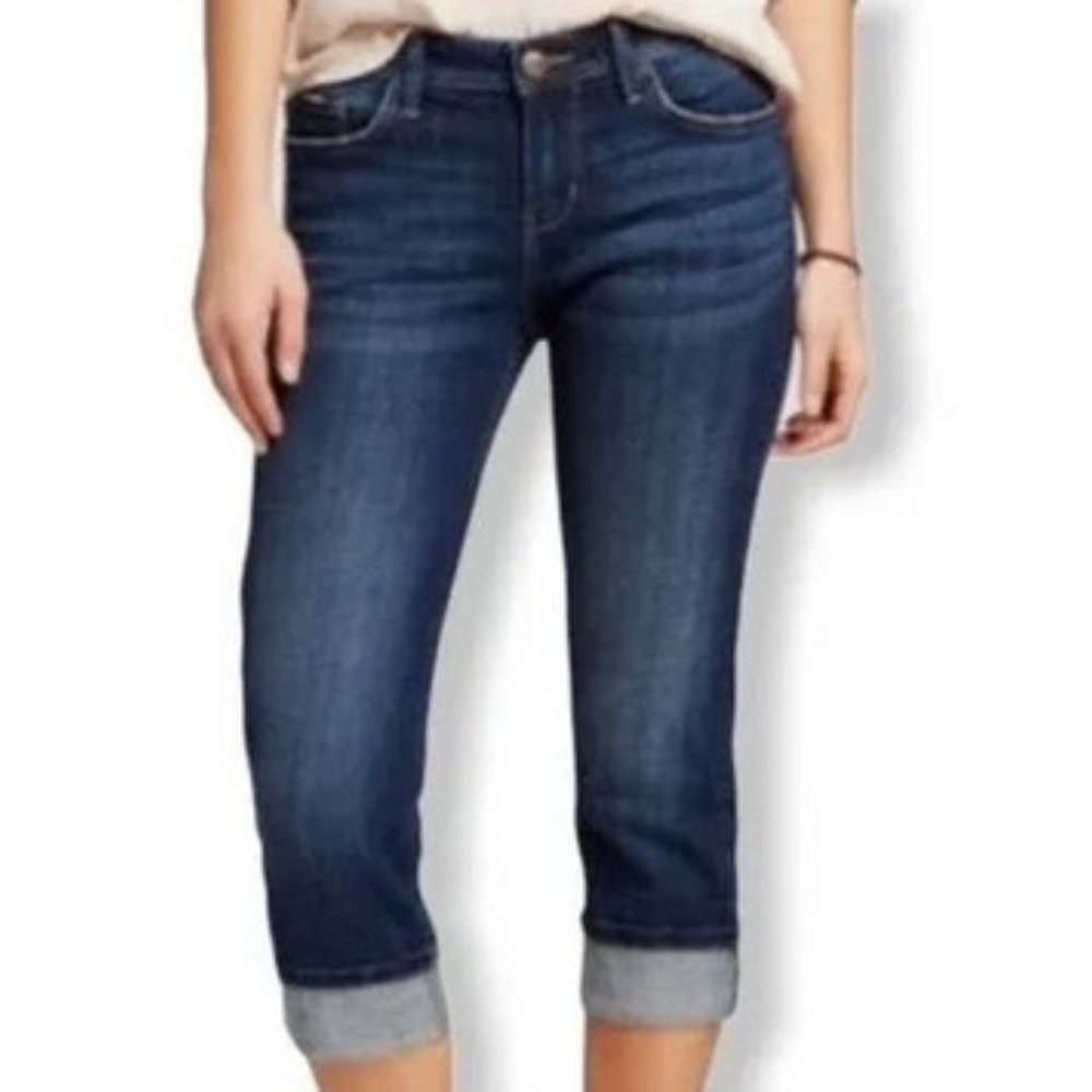 NWOT Vera Wang Roll Cuff Capri Dark Blue Denim Jeans